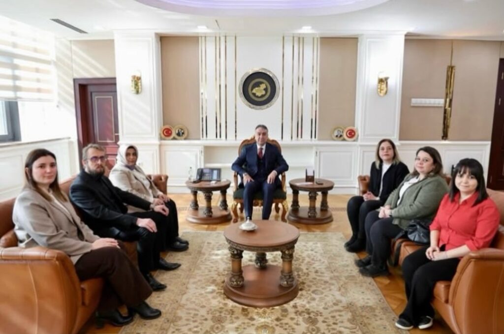 AYKA Yaşlı Bakım Kooperatifi’nden Sayın Karabük Valisi Sayın Oktay Çağatay’a ziyaret.